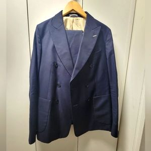 Gant Rugger "The Doubler" Double Breasted Wool Suit. Slim Fit. Navy